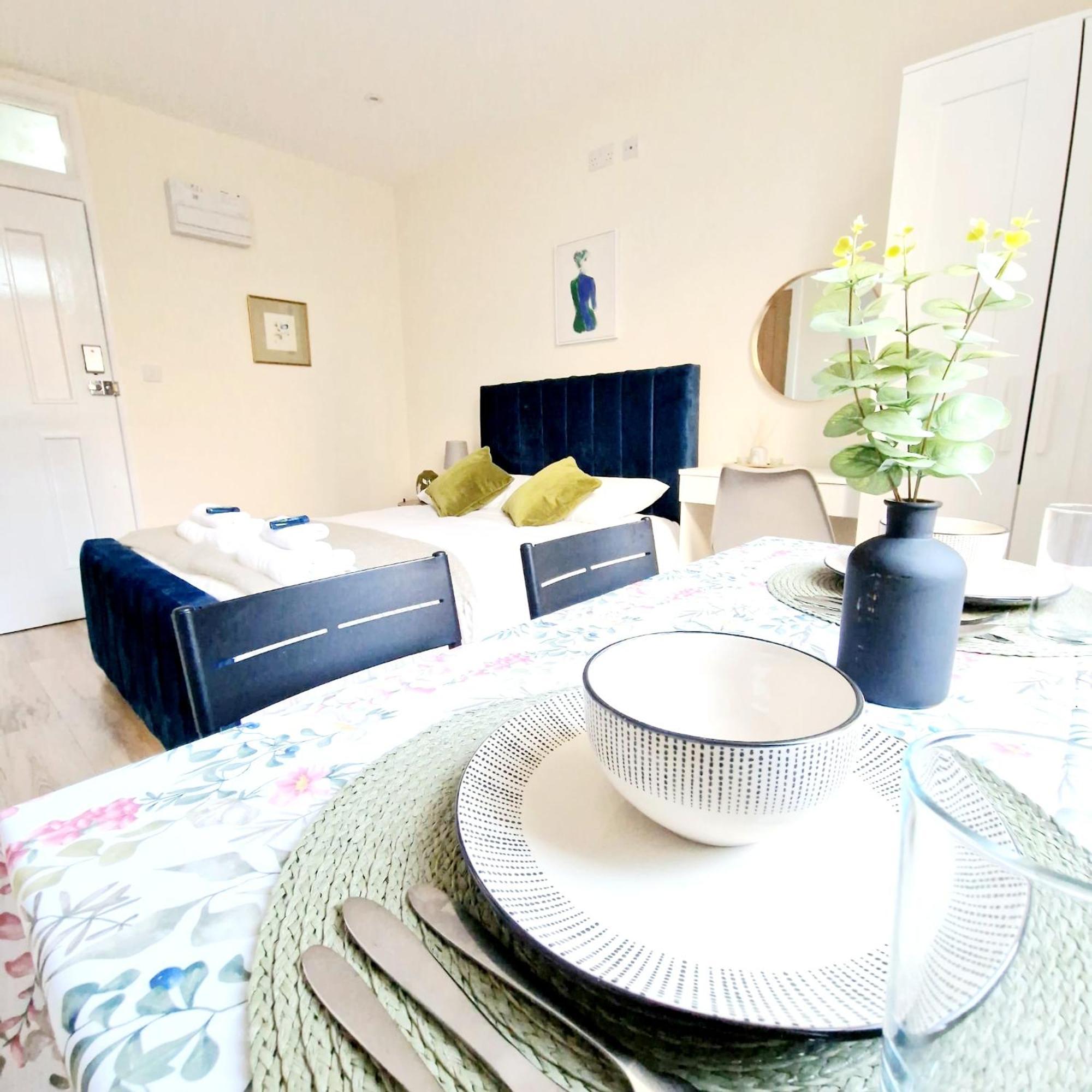 Crendon House Boutique Hotel High Wycombe Buckinghamshire Zewnętrze zdjęcie
